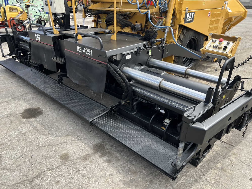 Usato 2007 Caterpillar AP 600 -150-