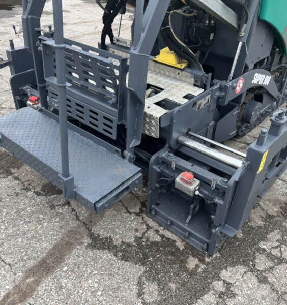 Used 2011 Vogele Super 800 -288-