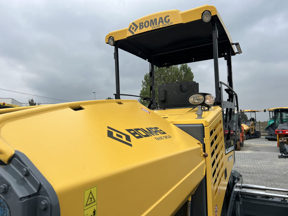 Usato 2016 Bomag BF 300 P-2