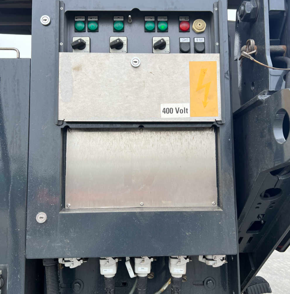 Usato 2017 Volvo P 7820C