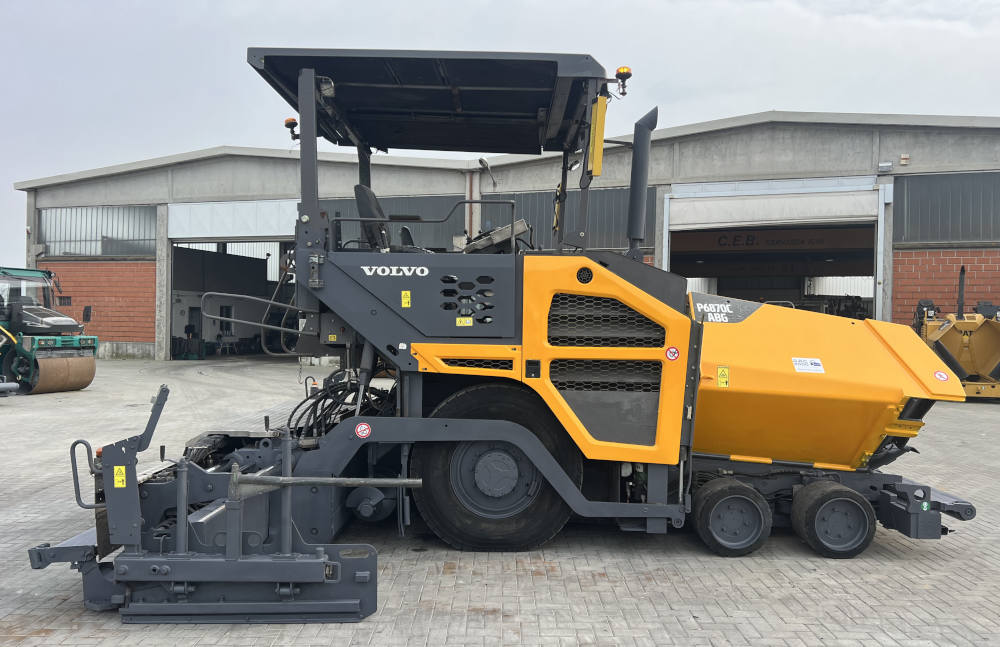 Usato 2015 Volvo P 6870C