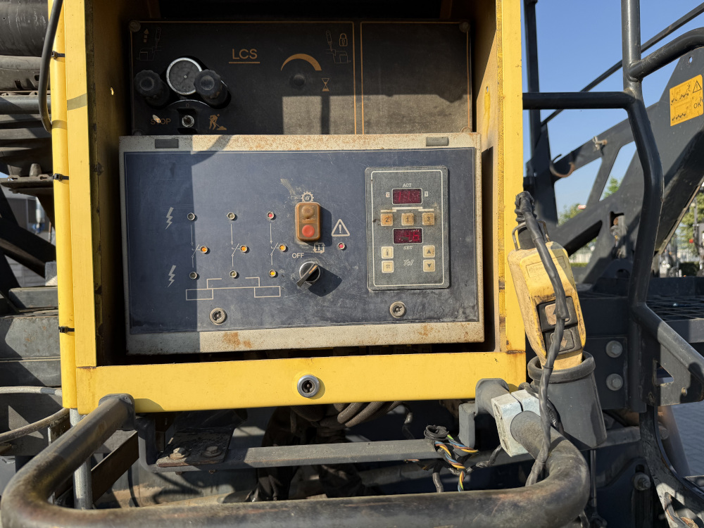 Usato 2010 Bomag BF 600P