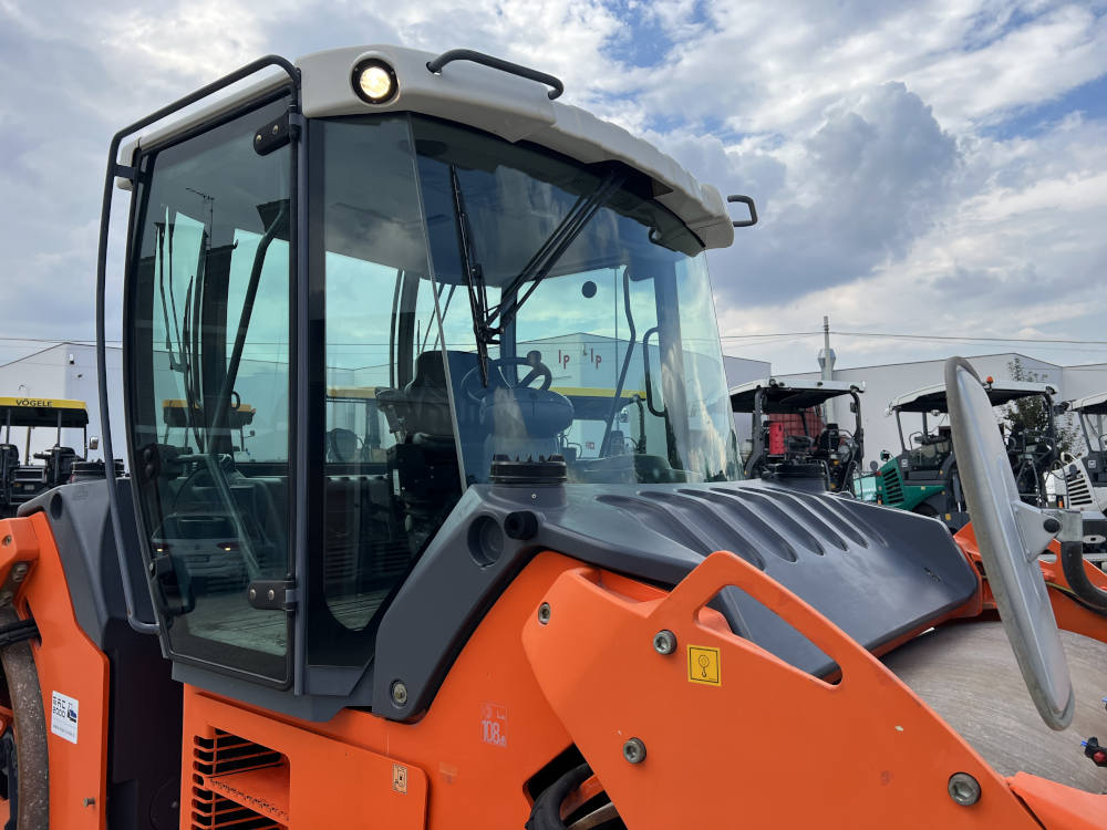 Usato 2010 Hamm HD+ 120 VV