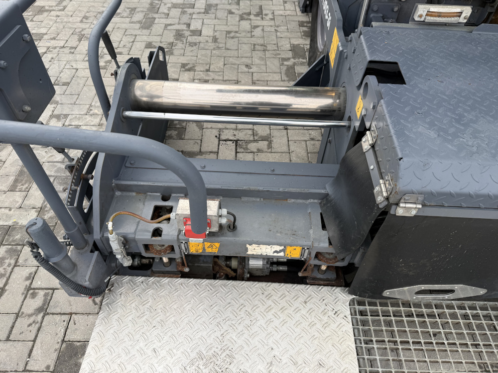 Usato 2018 Vogele S 1303-3i