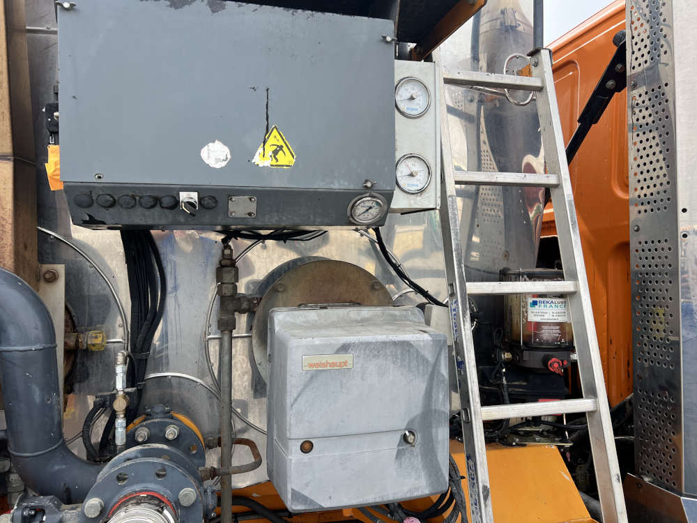 Usato 2012 Daf / Secmair CF 85.460 / Secmair Chipsealer BCG 500