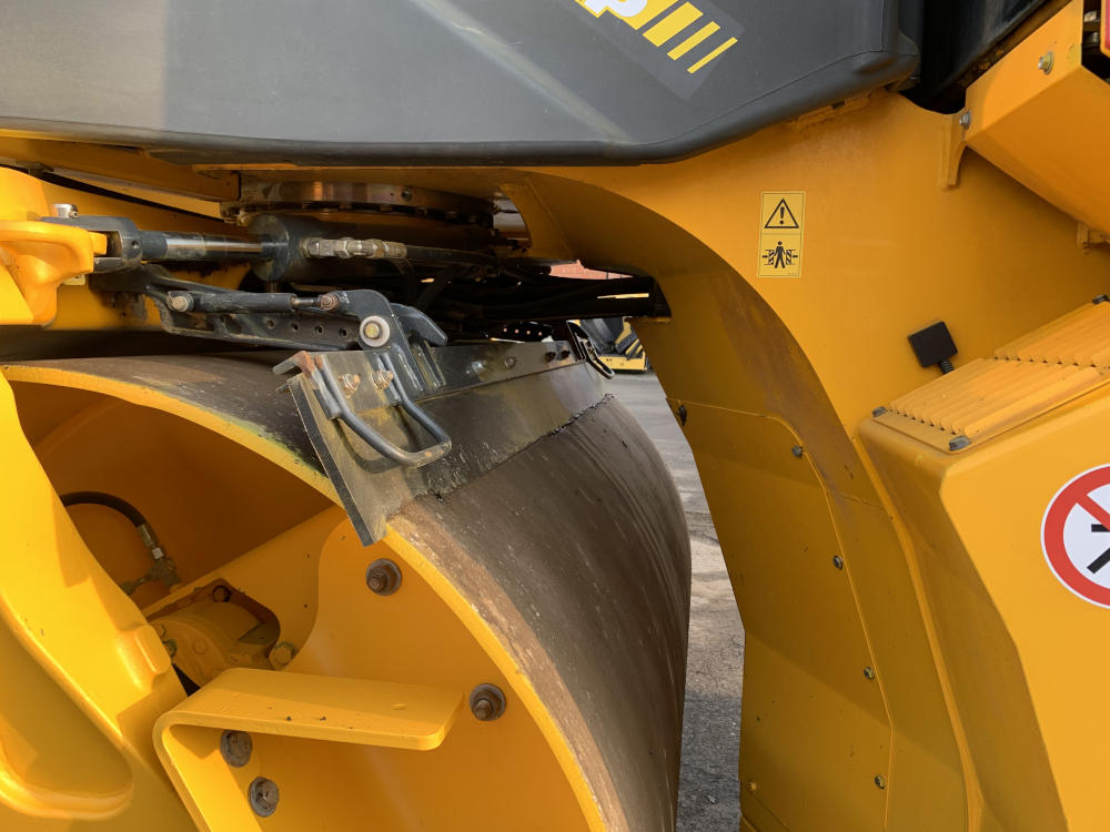 Usato 2010 Bomag BW 174 AP-4 AM