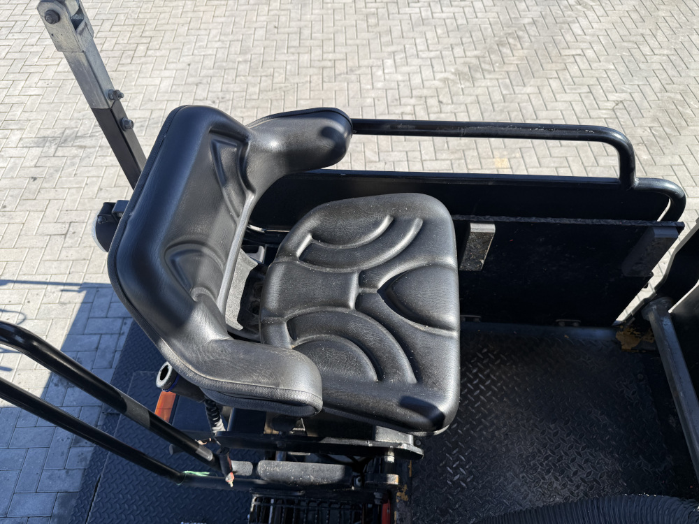 Usato 2011 Caterpillar AP 300