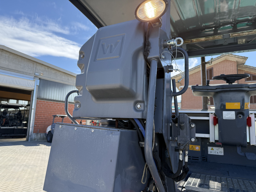 Usato 2018 Vogele S 1303-3i