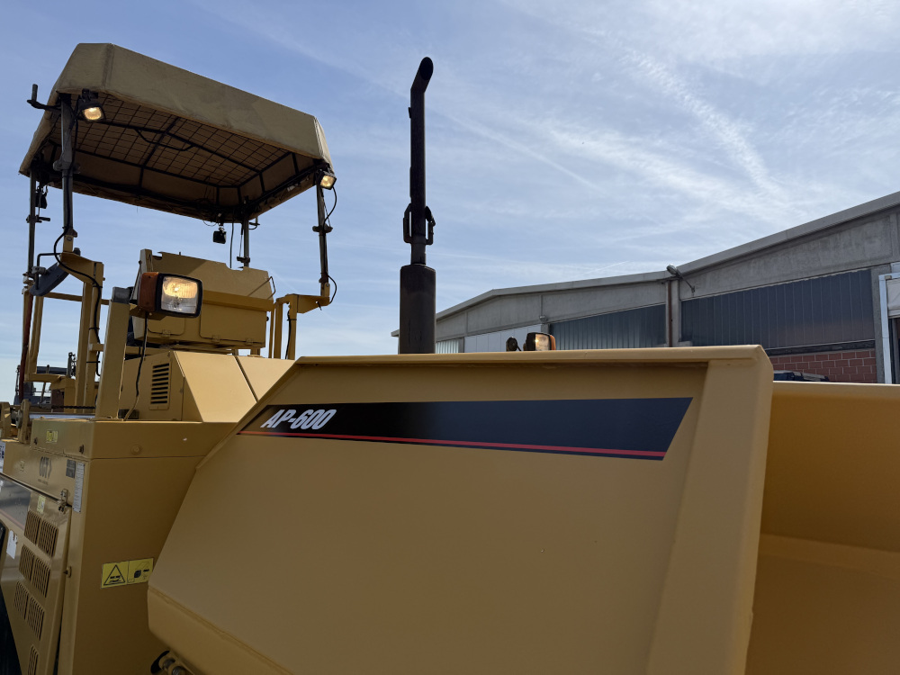 Usato 2007 Caterpillar AP 600