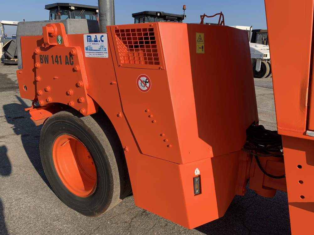Usato 1999 Bomag BW 144 AC-2