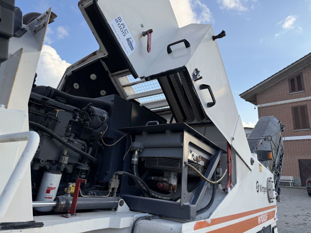 Usato 2001 Wirtgen W 1000F