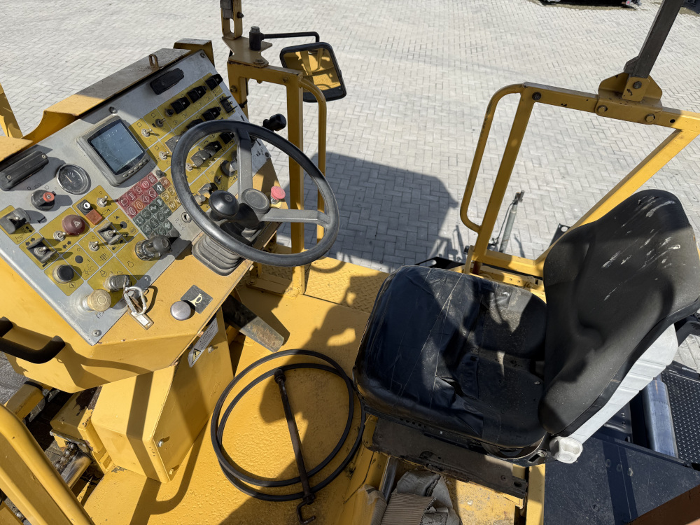 Usato 2007 Caterpillar AP 600