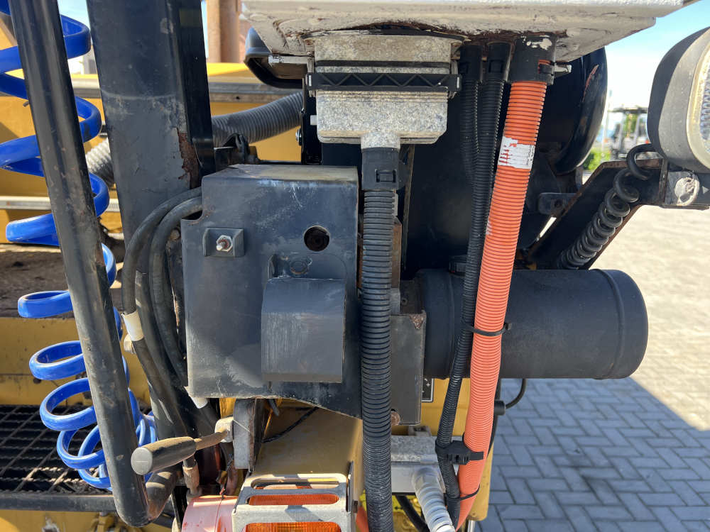 Usato 2012 Caterpillar AP 300