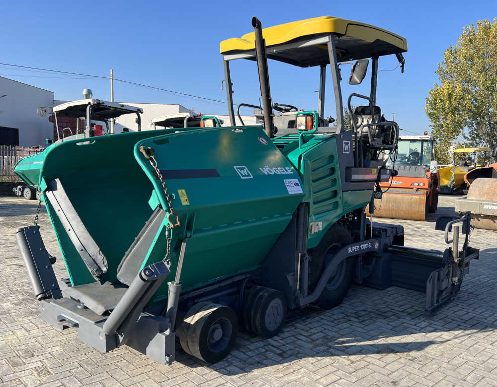 Usato 2014 Vogele S 1303-3i