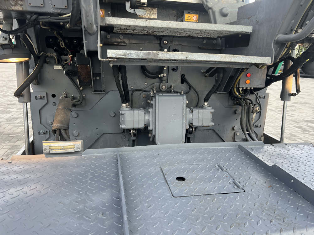 Usato 2016 Vogele S 1303-3i