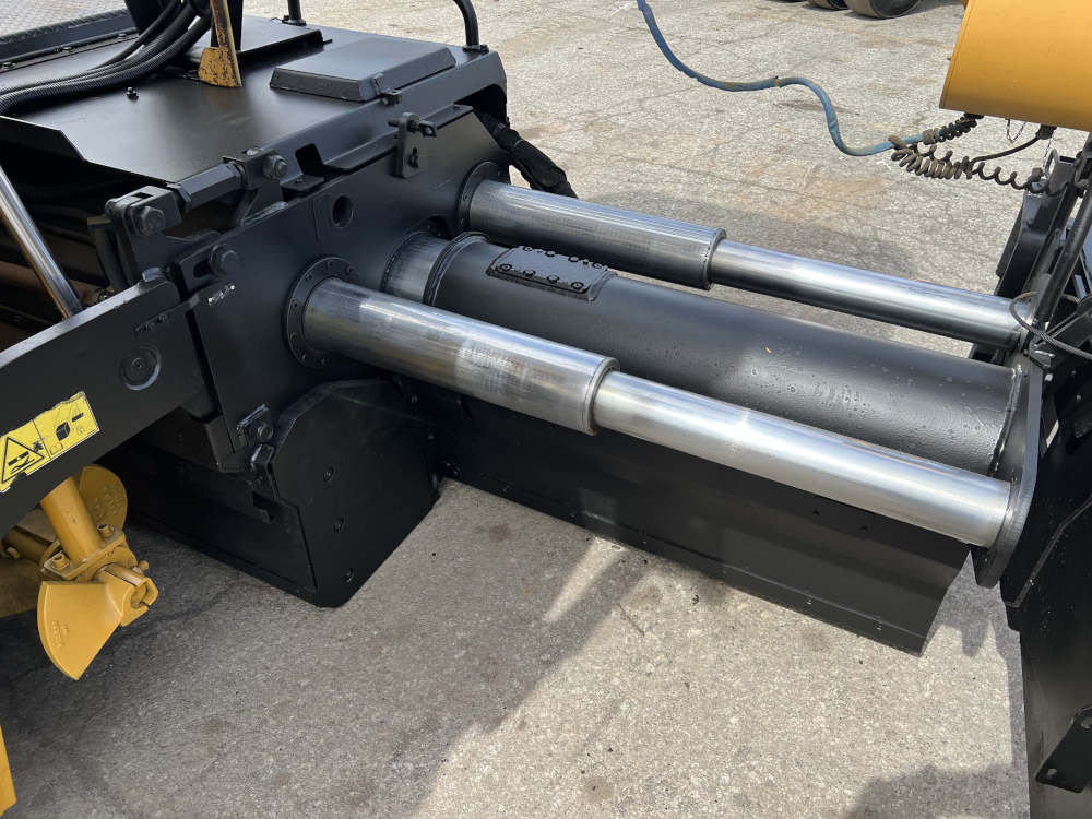 Usato 2007 Caterpillar AP 600 -150-