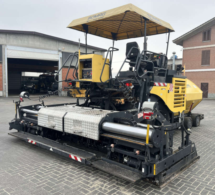 Usato 2009 Bomag BF 691P