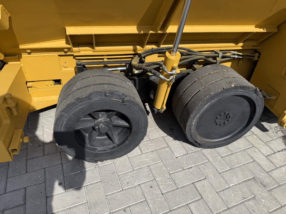 Usato 2007 Caterpillar AP 600