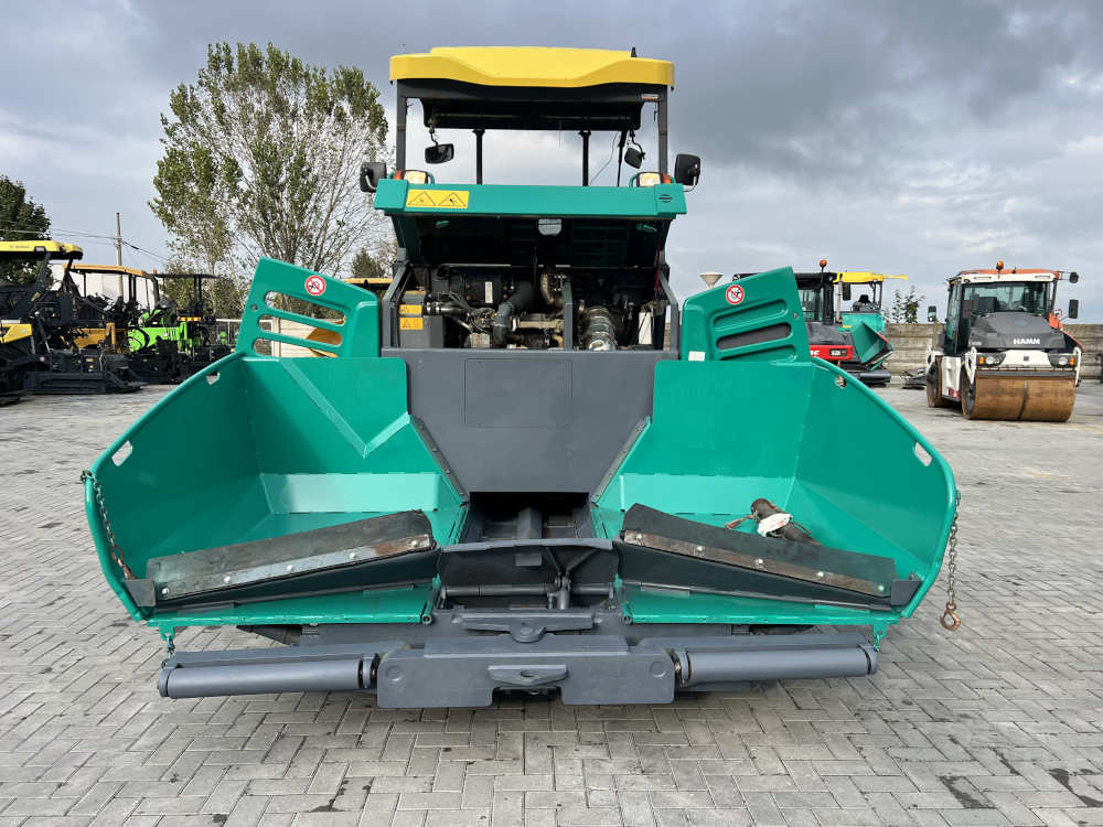Usato 2016 Vogele S 1303-3i