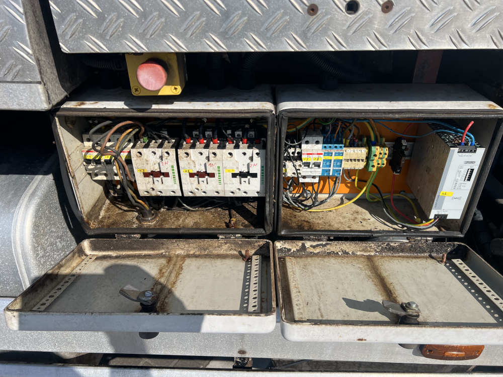 Usato 2000 Daf/Breining 85CF/BK 194