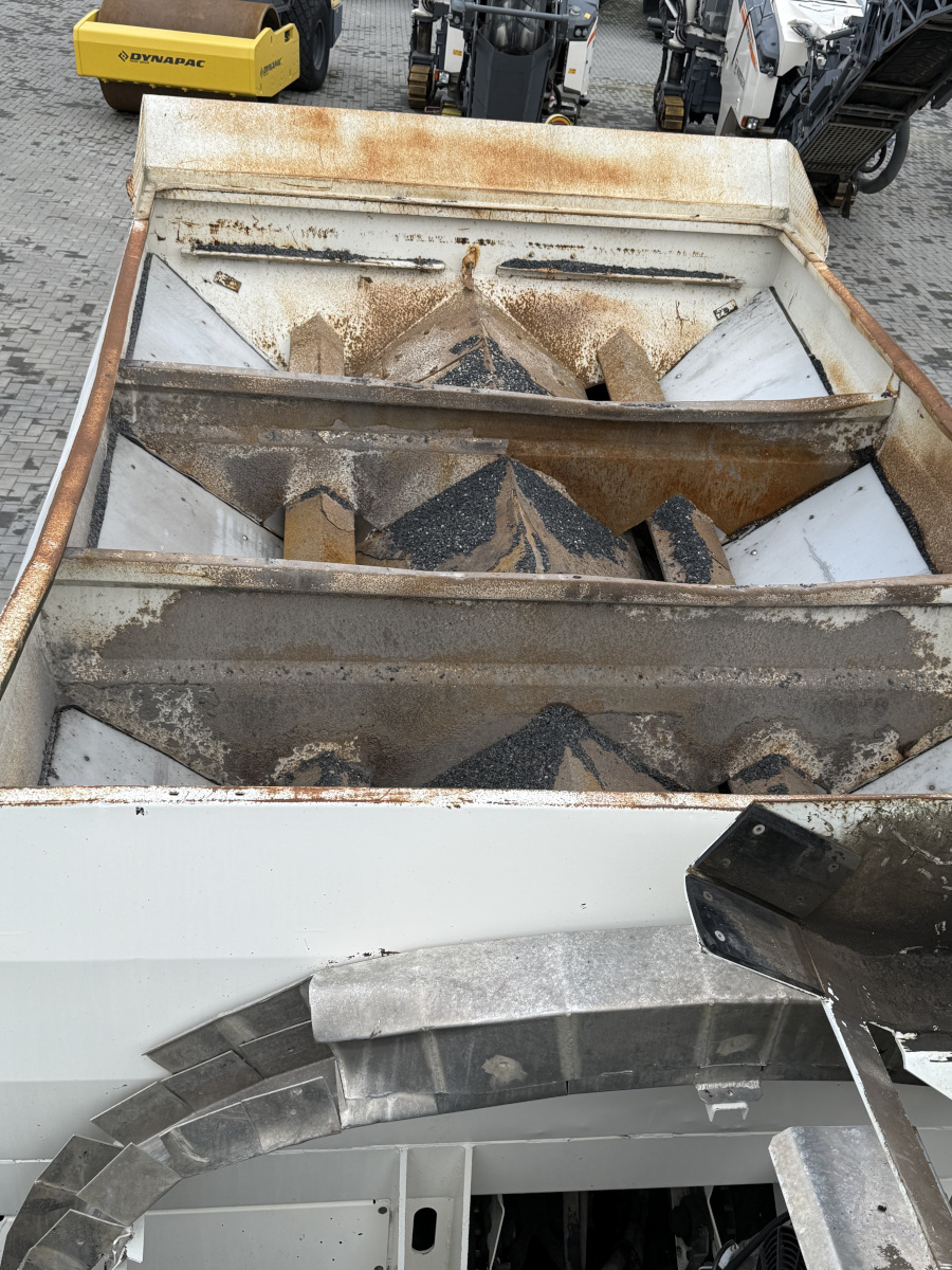 Usato 2008 Mercedes / Secmair 2536 / Chipsealer BCG 500