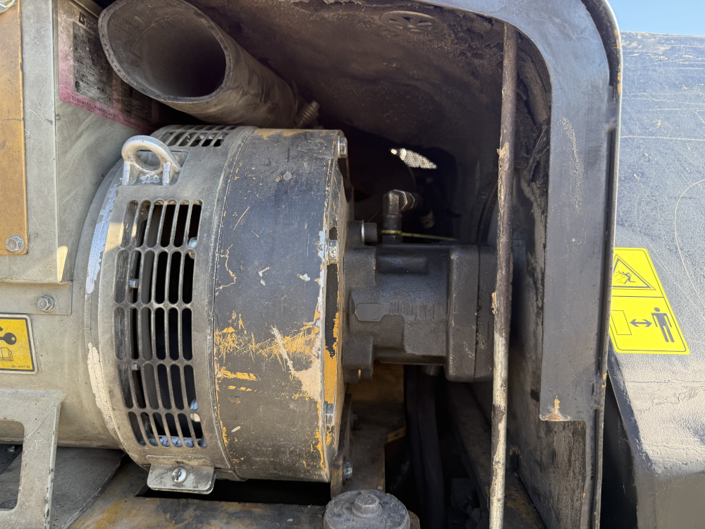 Usato 2011 Caterpillar AP 300