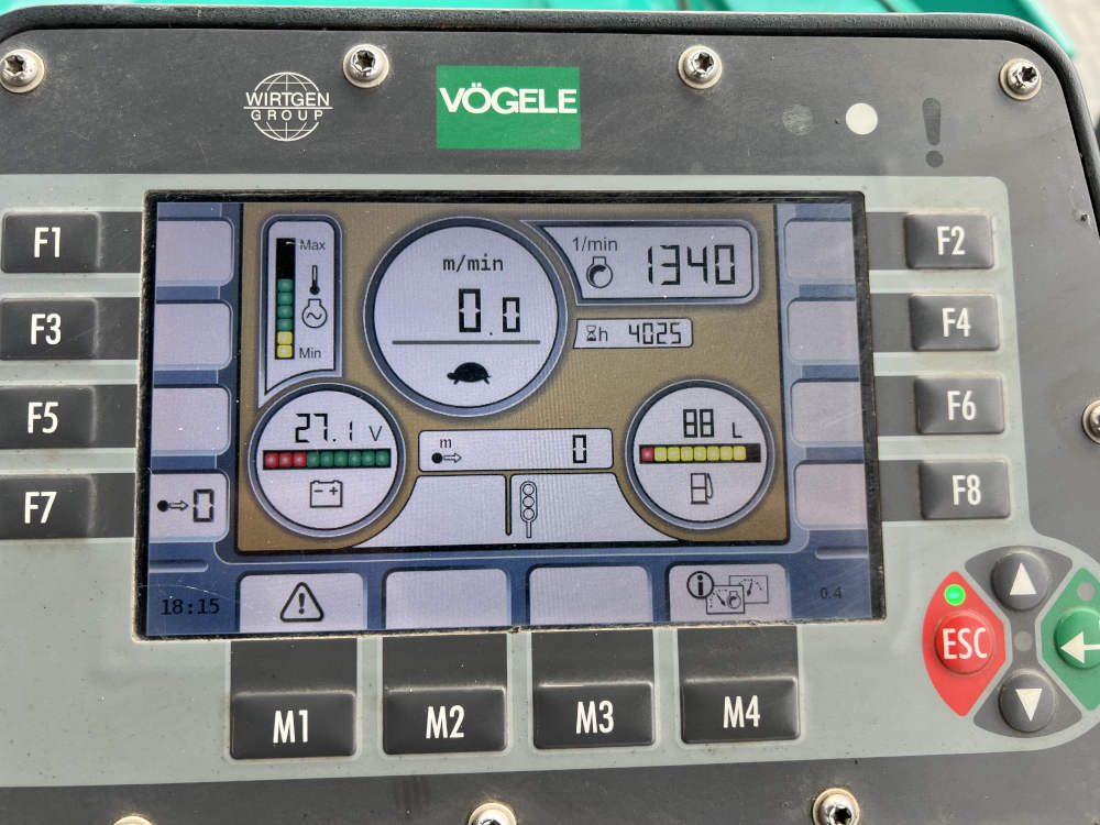 Usato 2016 Vogele S 1303-3i