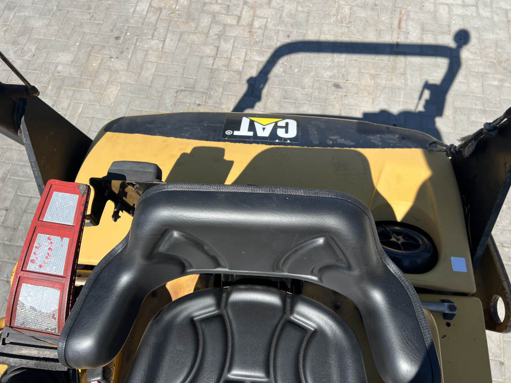 Usato 2006 Caterpillar CB 334E