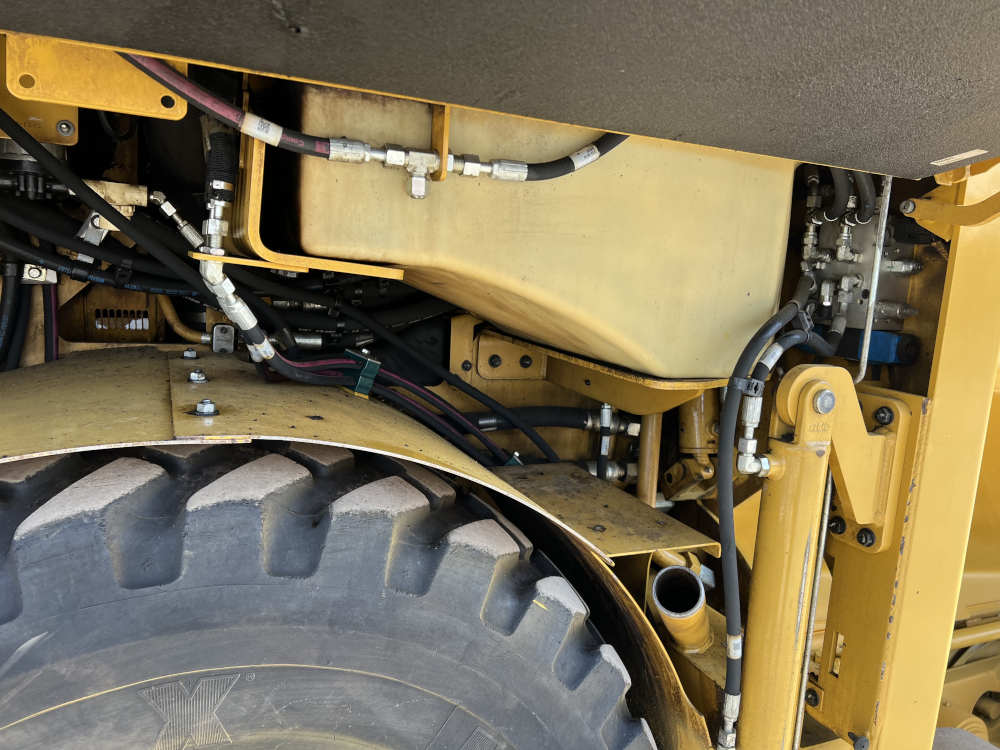 Usato 2014 Caterpillar AP 500E -222-