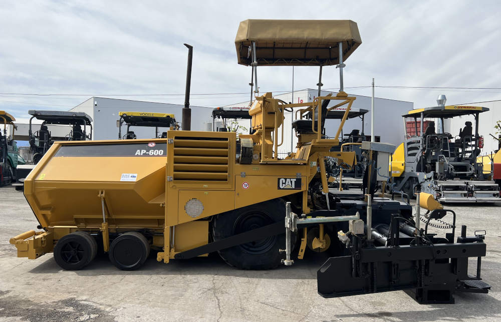 Usato 2007 Caterpillar AP 600 -150-