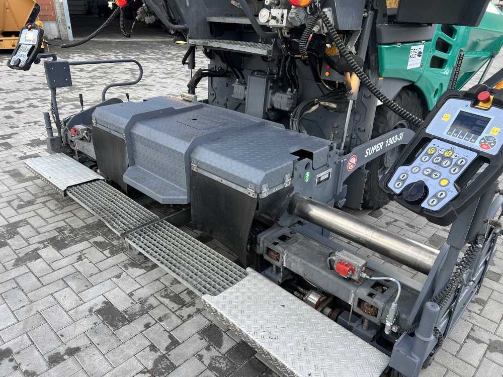 Usato 2016 Vogele S 1303-3i