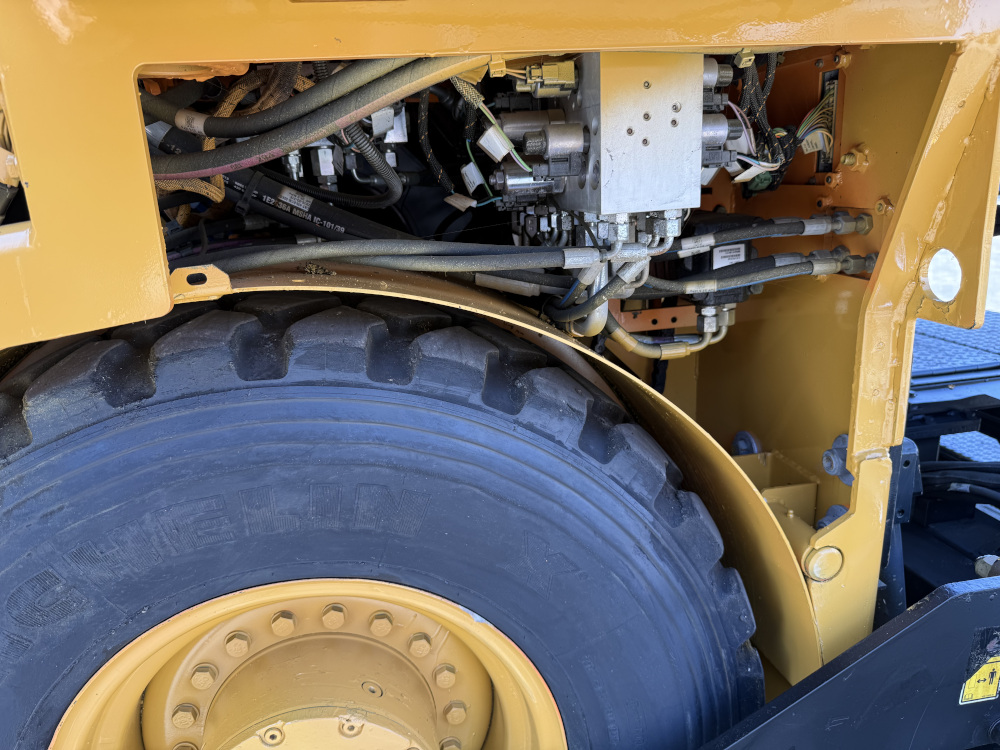 Usato 2018 Caterpillar AP 300F