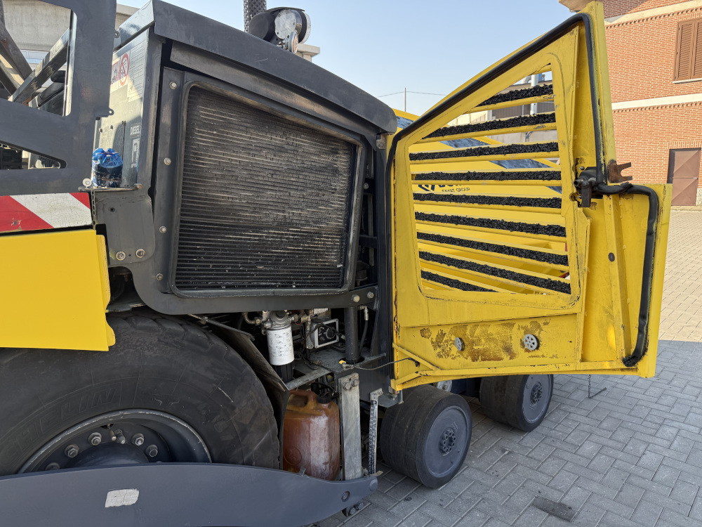 Usato 2010 Bomag BF 600P