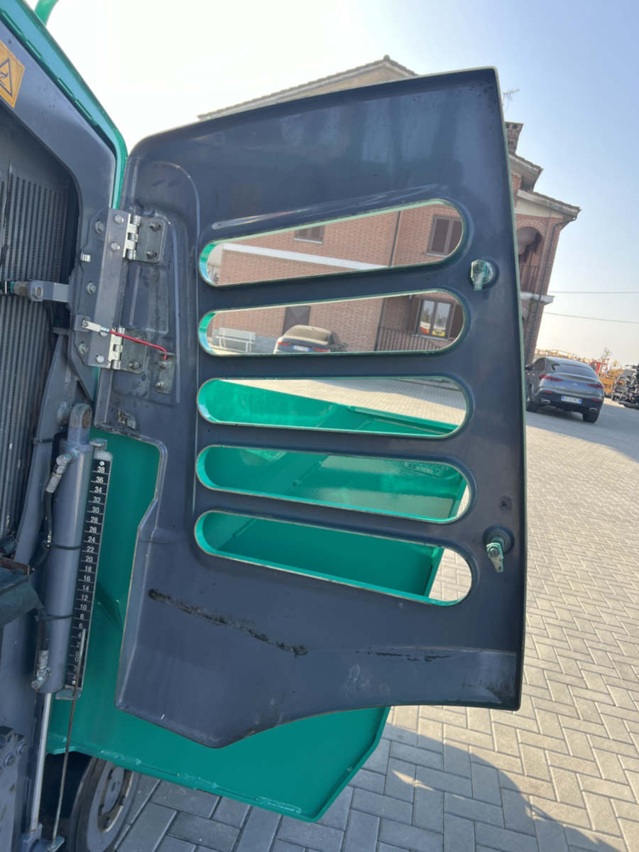 Usato 2018 Vogele S 1303-3i