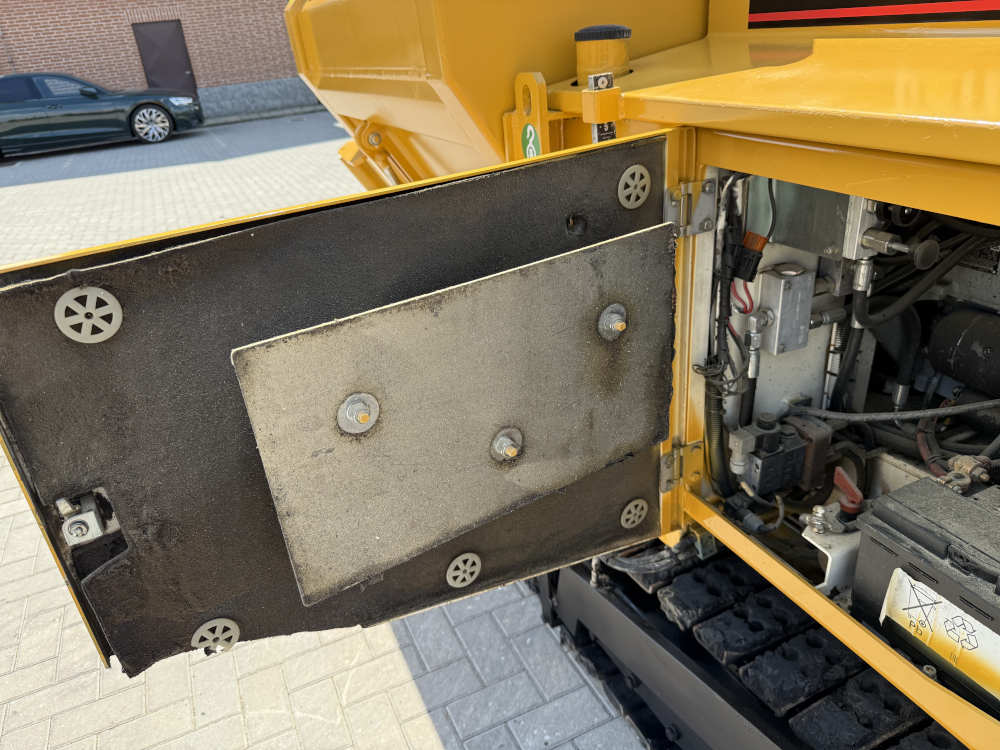 Usato 2009 Caterpillar BB 621C