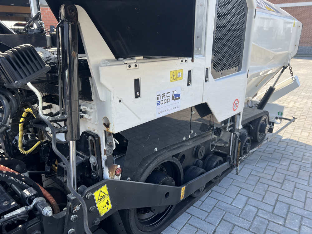 Usato 2016 Caterpillar AP 355F