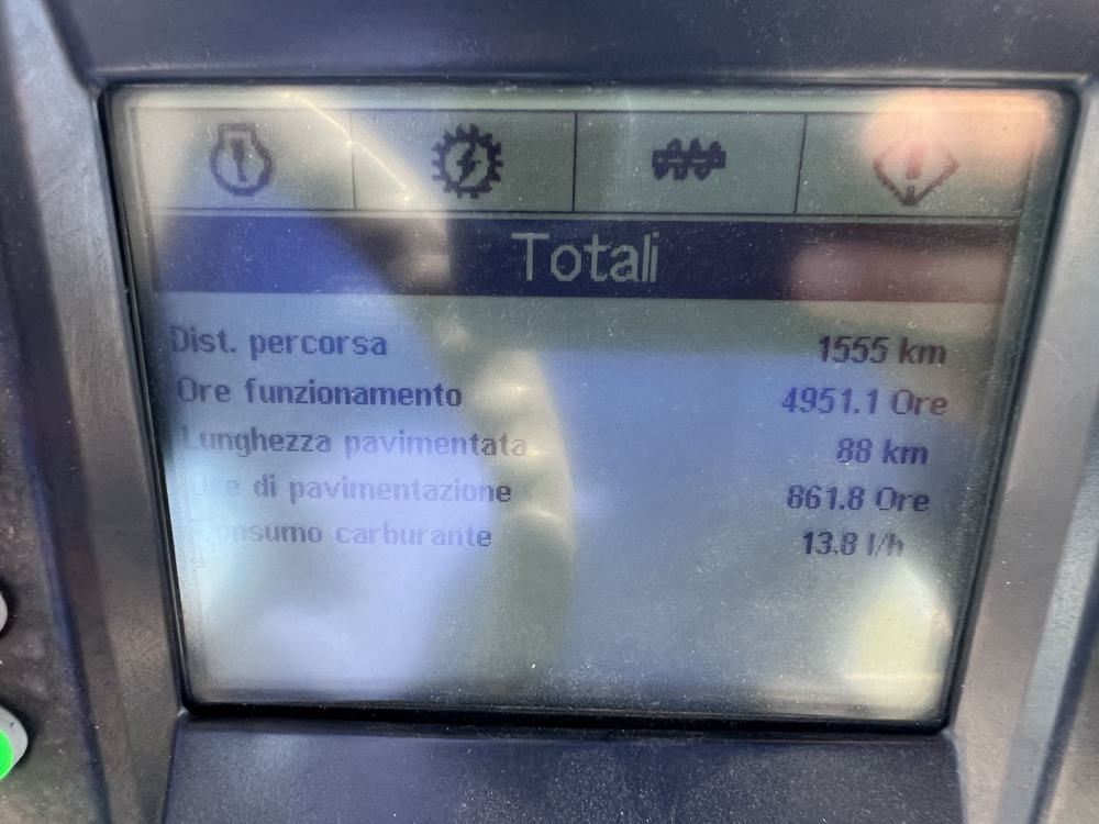 Usato 2010 Caterpillar AP 600D