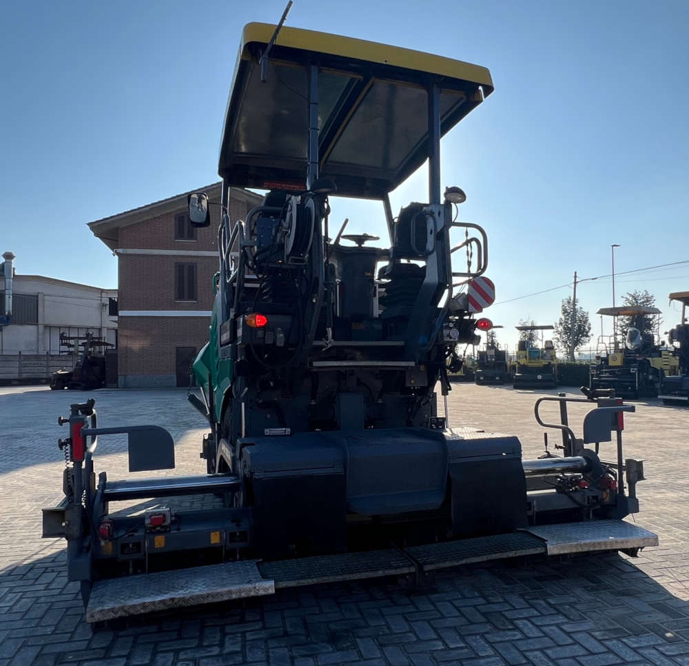 Usato 2014 Vogele S 1303-3i