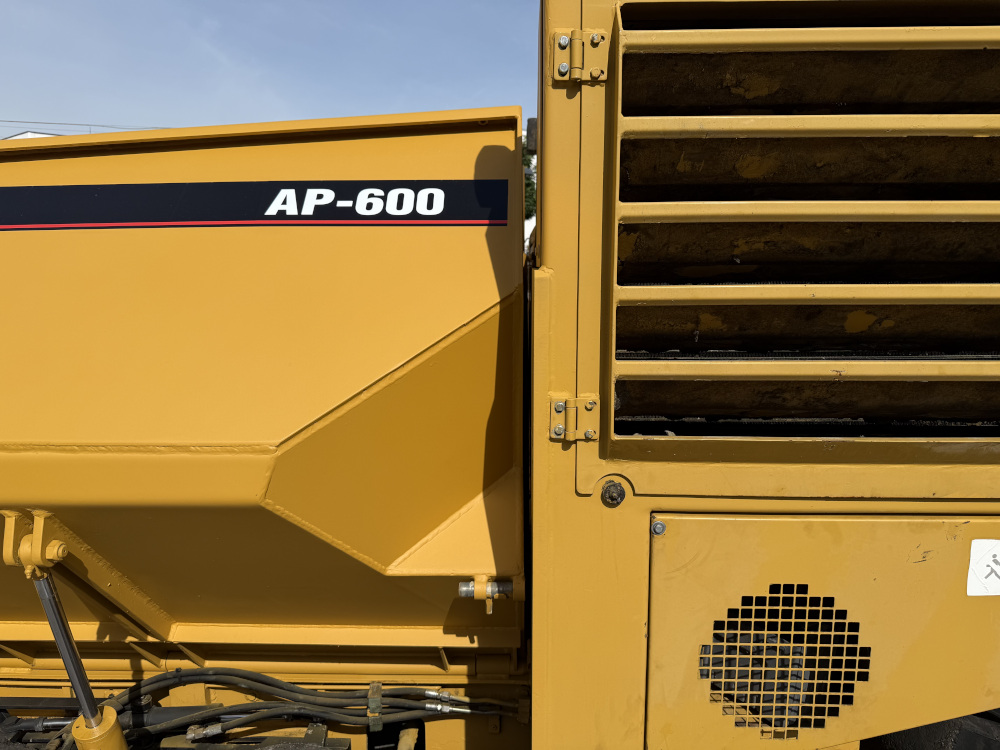 Usato 2007 Caterpillar AP 600