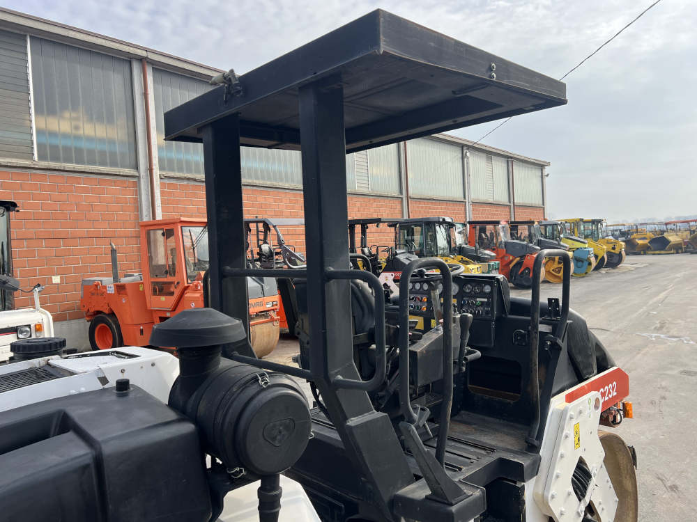 Usato 2003 Dynapac CC 232