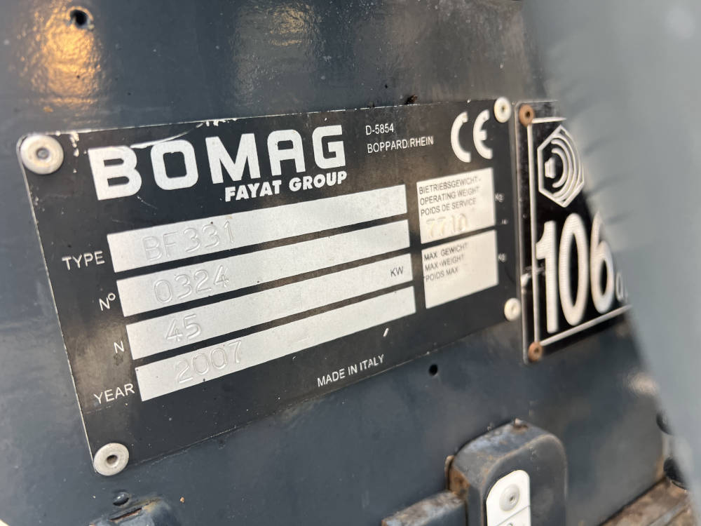 Usato 2007 Bomag BF 331P