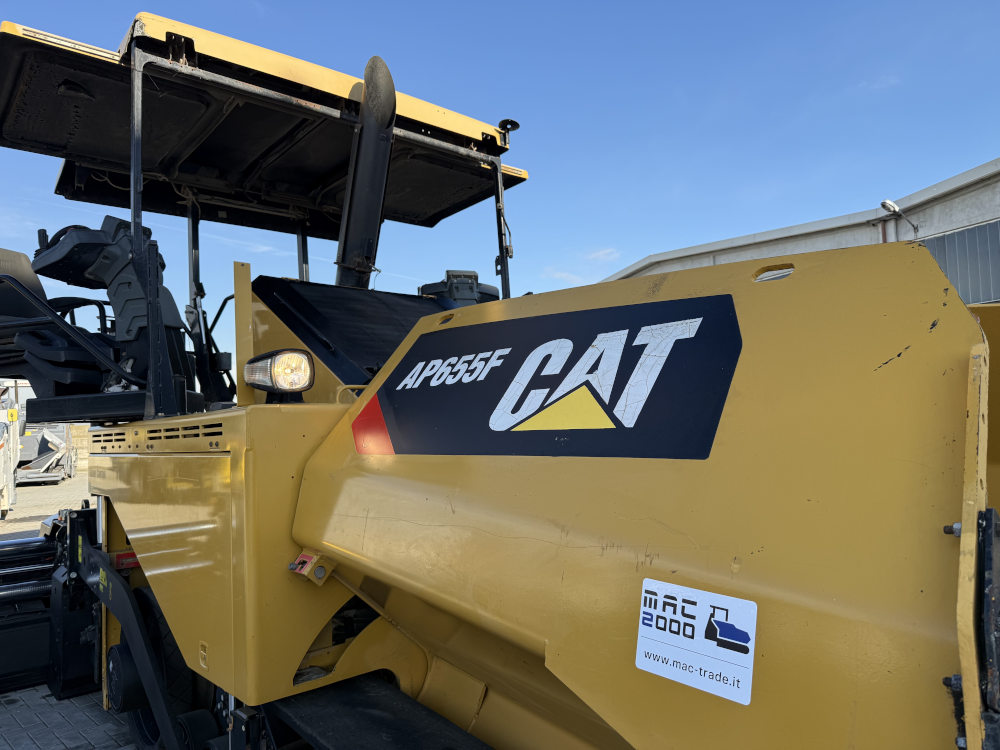 Usato 2017 Caterpillar AP 655F