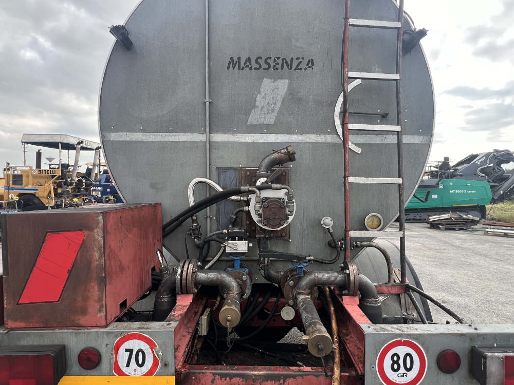 Usato 2004 Massenza B 8 B23 HY-EX