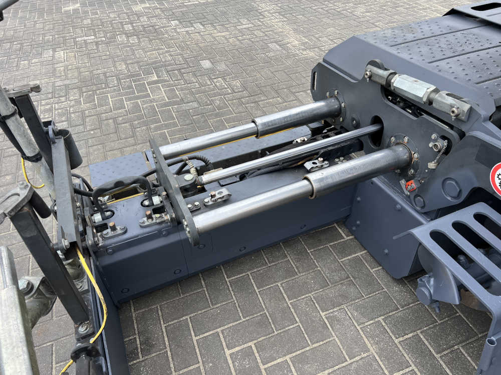 Usato 2019 Bomag BF 300 C-2