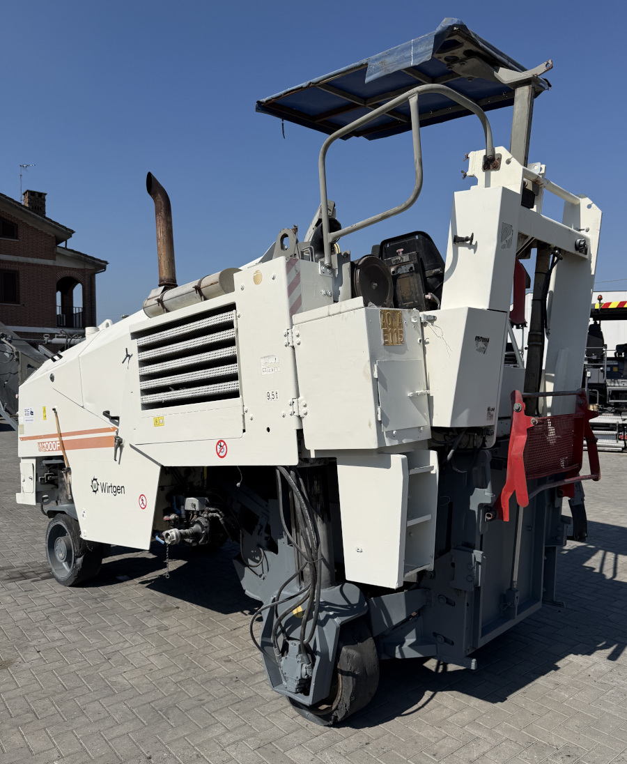 Usato 1997 Wirtgen W 1000F