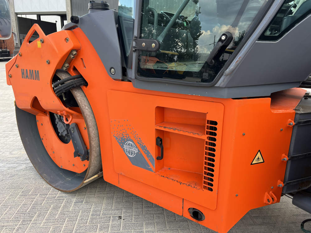 Usato 2010 Hamm HD+ 120 VV