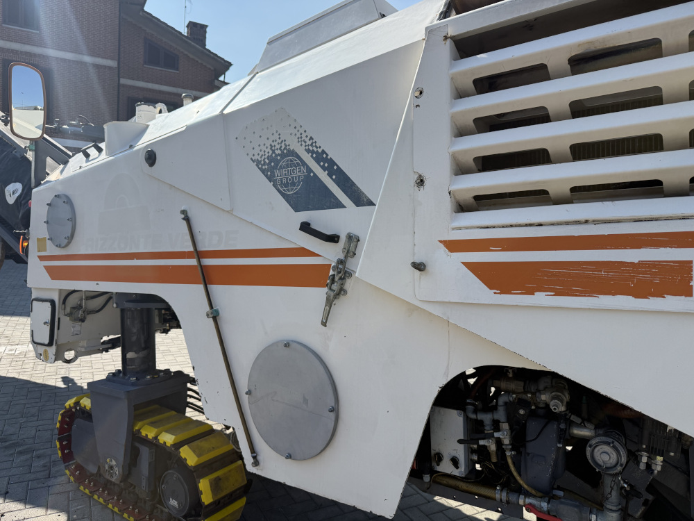 Usato 2003 Wirtgen W 1300F