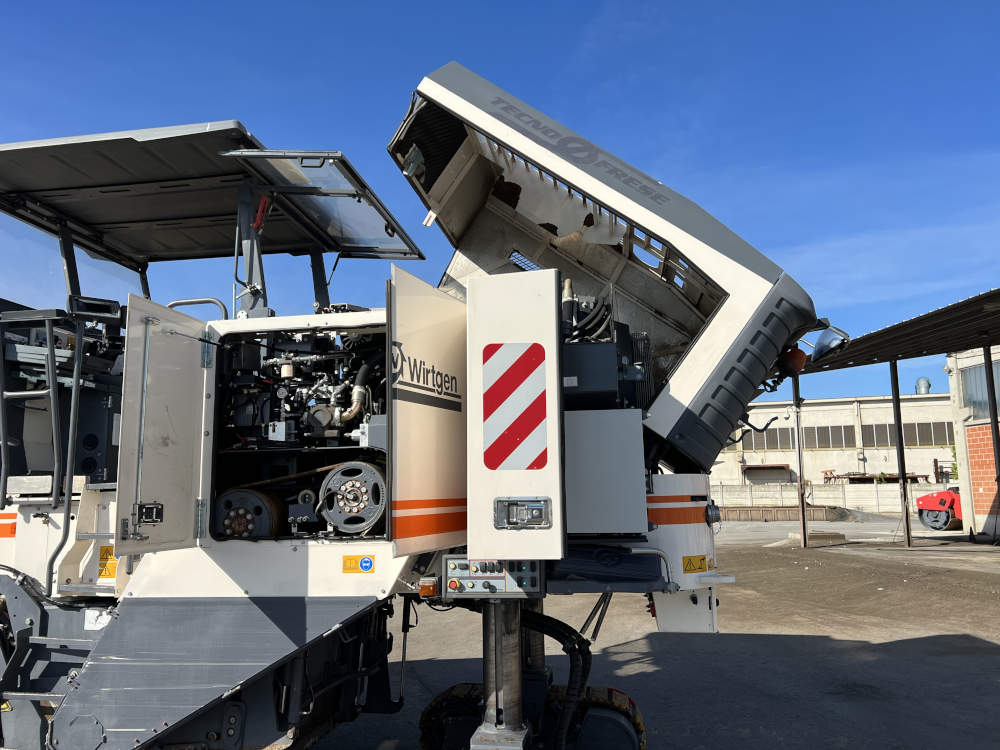 Usato 2014 Wirtgen W 200i -081-