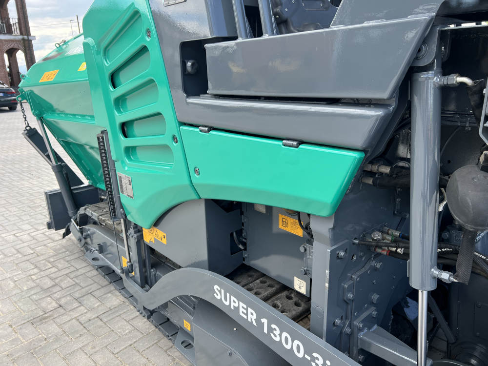Usato 2018 Vogele S 1300-3i