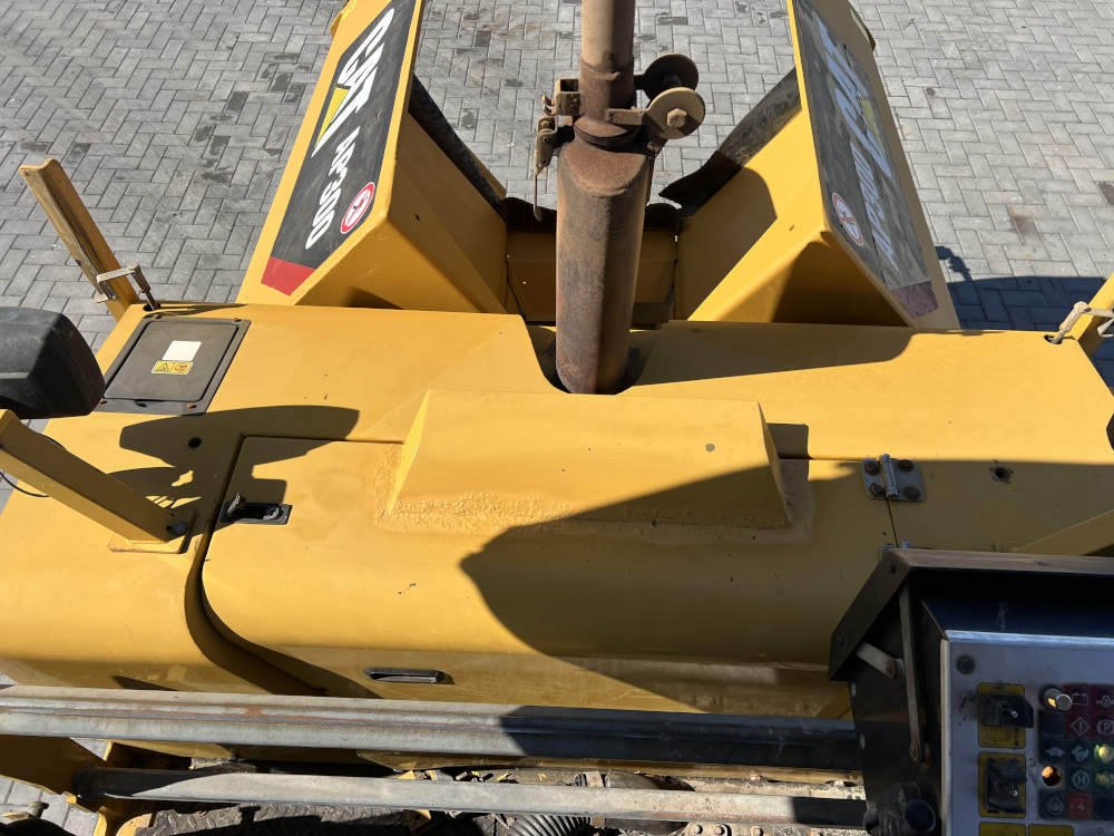 Usato 2012 Caterpillar AP 300